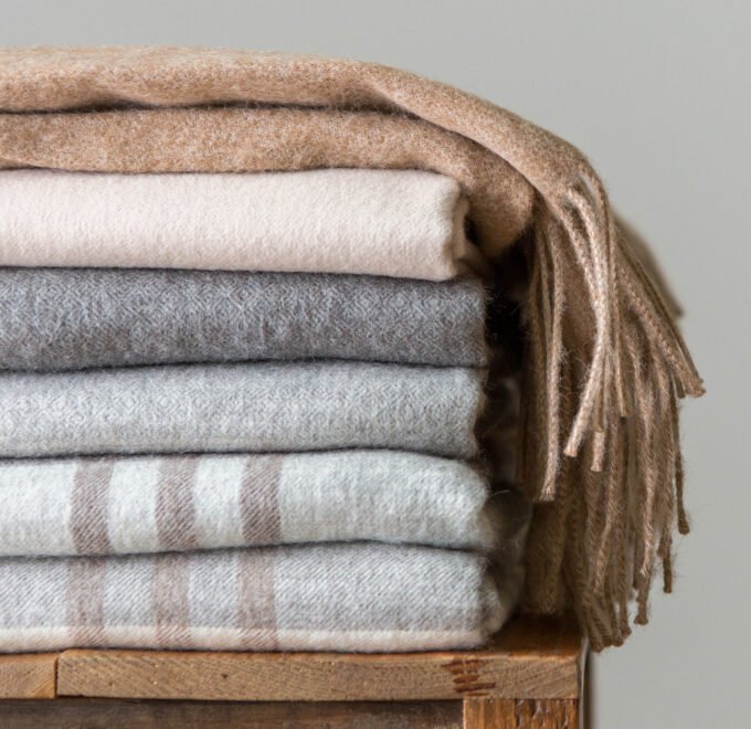 Wool Throw Blanket - Image 2