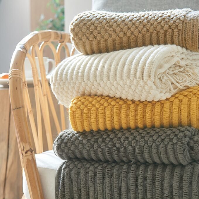 Wool Throw Blanket - Image 3